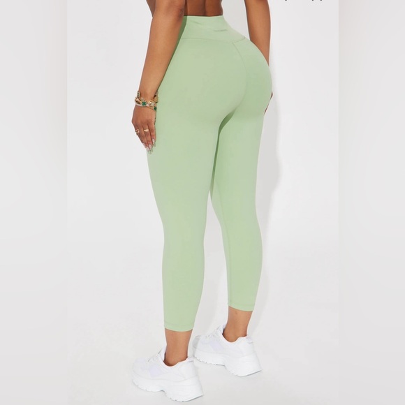 Flexibility super soft active sport top & bottom NWT! - Picture 2 of 4